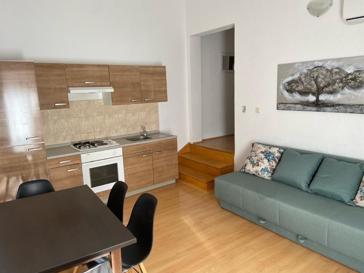 Apartman Polegubic 比奥格勒·纳·莫鲁 外观 照片