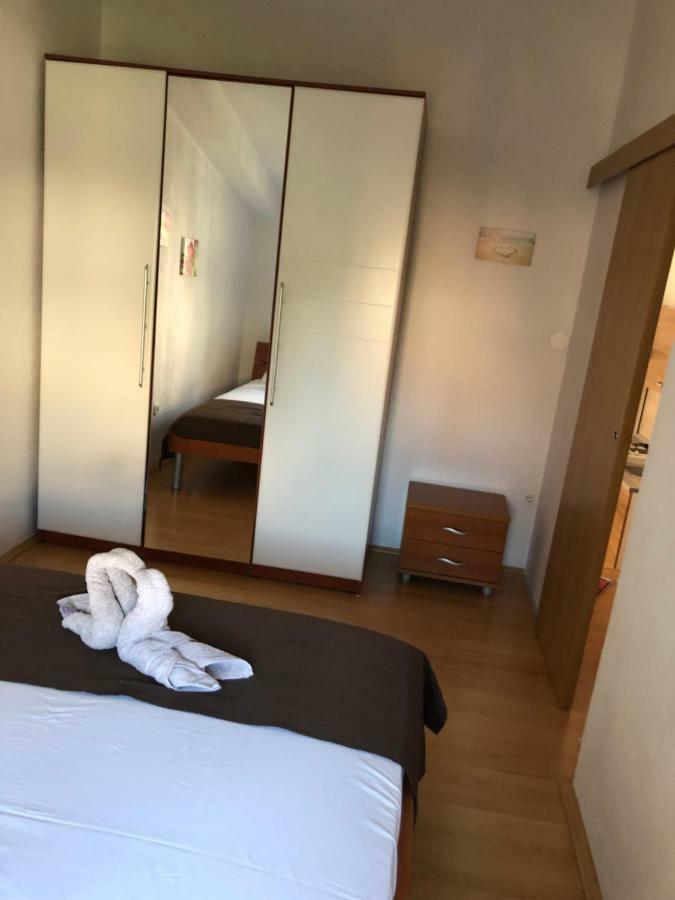 Apartman Polegubic 比奥格勒·纳·莫鲁 外观 照片